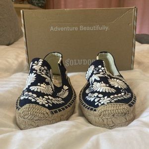 NEW Embroidered Espadrilles, Navy and White